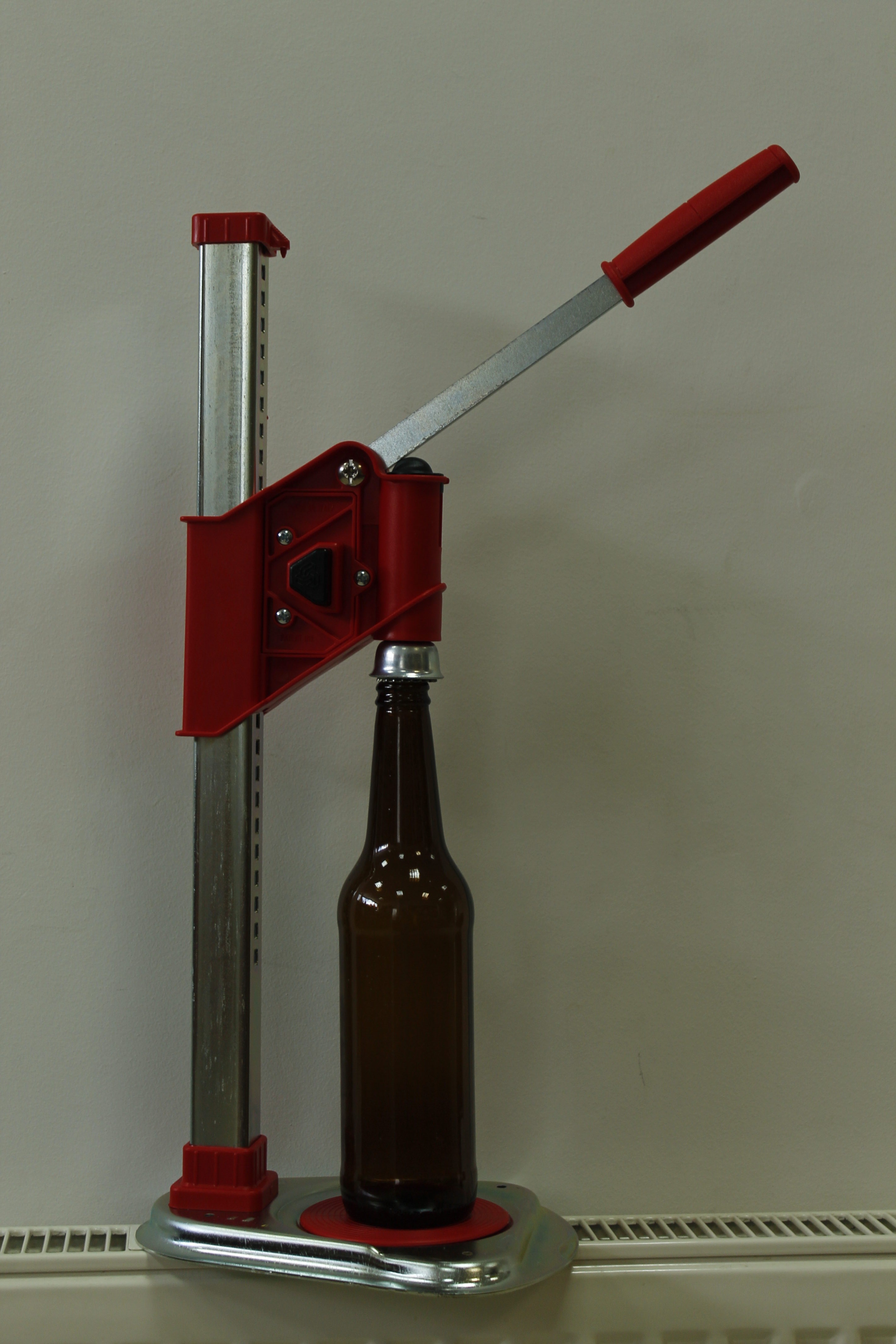 beer bottles capper with stand